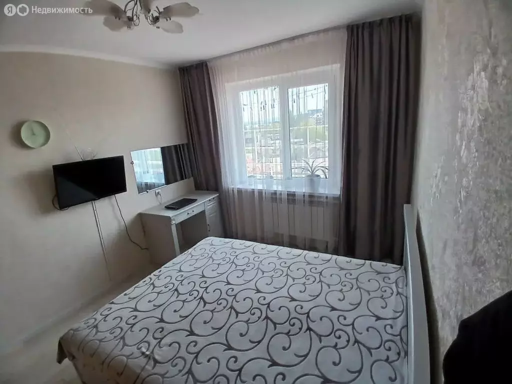 3-комнатная квартира: Нальчик, улица Ю.А. Гагарина, 14 (78 м) - Фото 1