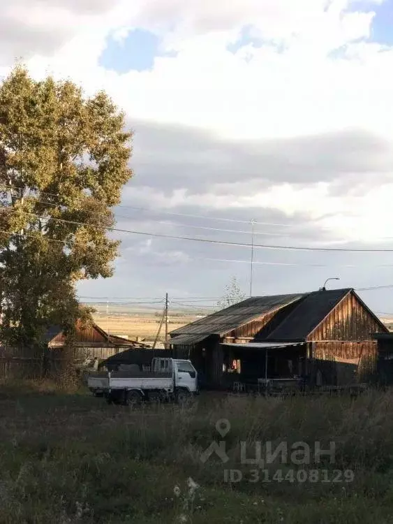 Участок в Иркутская область, Иркутский муниципальный округ, с. Оек ул. ... - Фото 0