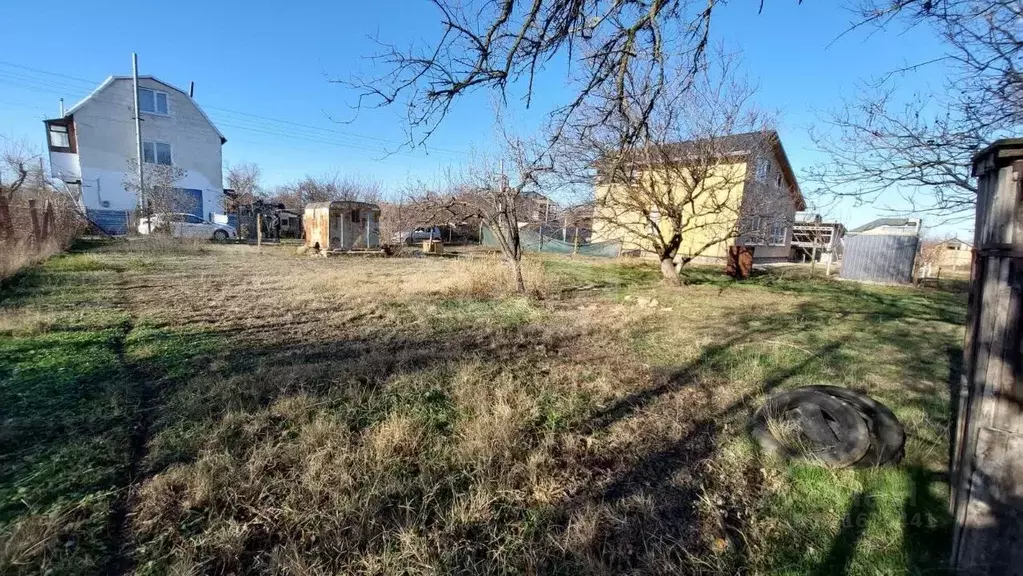 Участок в Крым, Кировское пгт ул. 1-я (5.0 сот.) - Фото 0