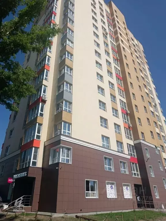 2-к кв. Алтайский край, Барнаул ул. Советской Армии, 75к1 (42.9 м) - Фото 0