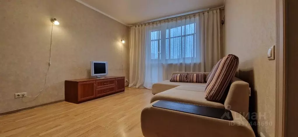 1-к кв. Москва Митинская ул., 33К2 (38.9 м) - Фото 0