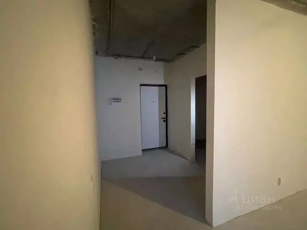 3-к кв. Свердловская область, Екатеринбург ул. Крауля, 105 (76.0 м) - Фото 1