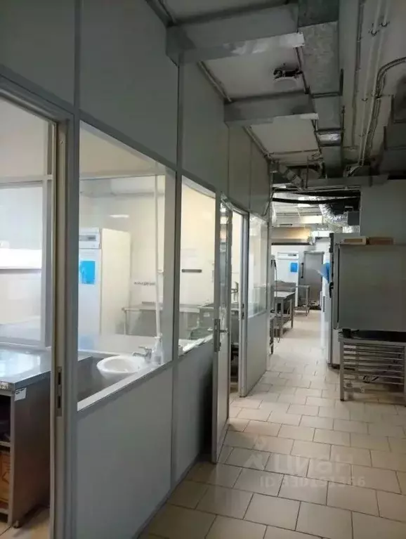 Помещение свободного назначения в Татарстан, Казань ул. Шуртыгина, 1 ... - Фото 1