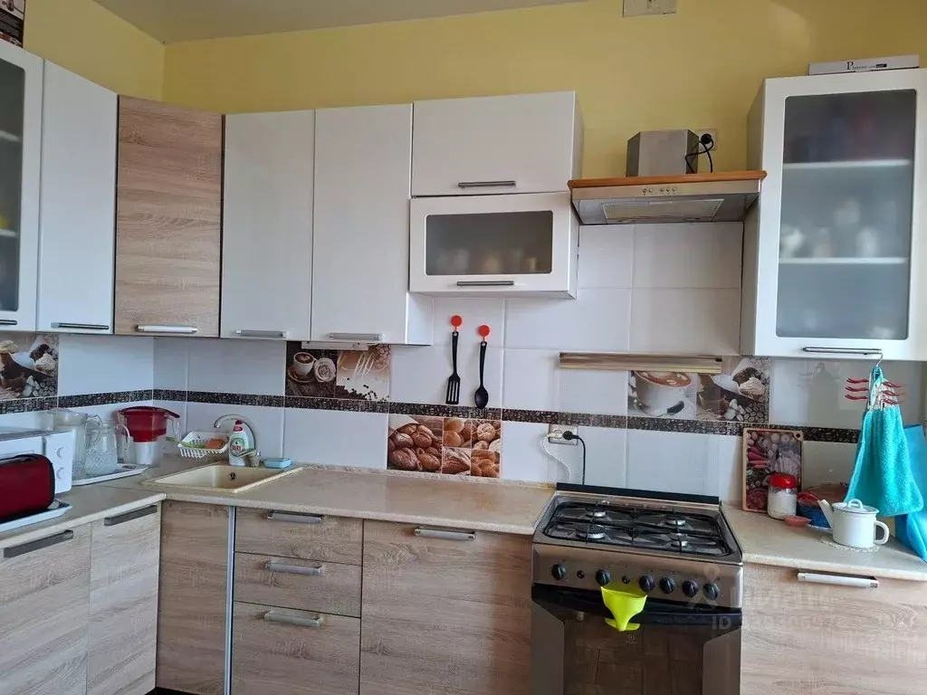 1-к кв. Саха (Якутия), Якутск 202-й мкр, 16 (43.0 м) - Фото 1