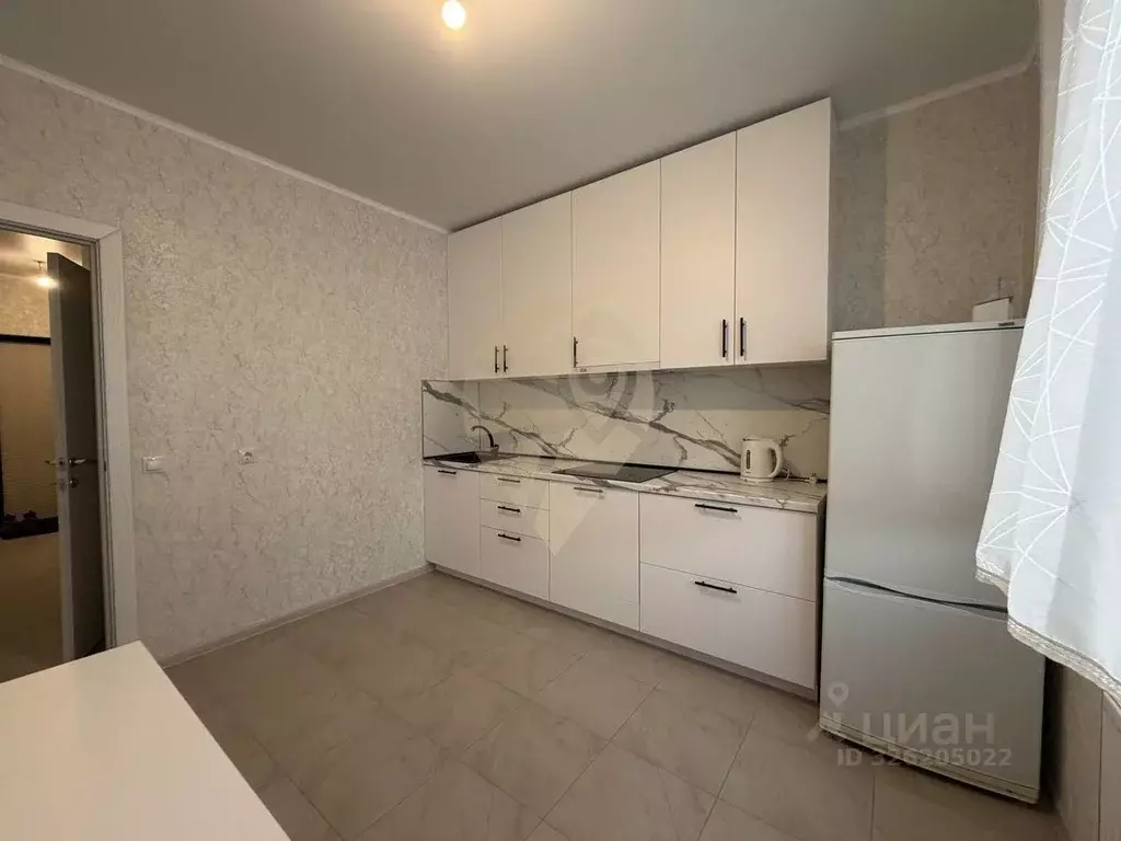 1-к кв. Белгородская область, Старый Оскол Степной мкр, 33Б (43.2 м) - Фото 2