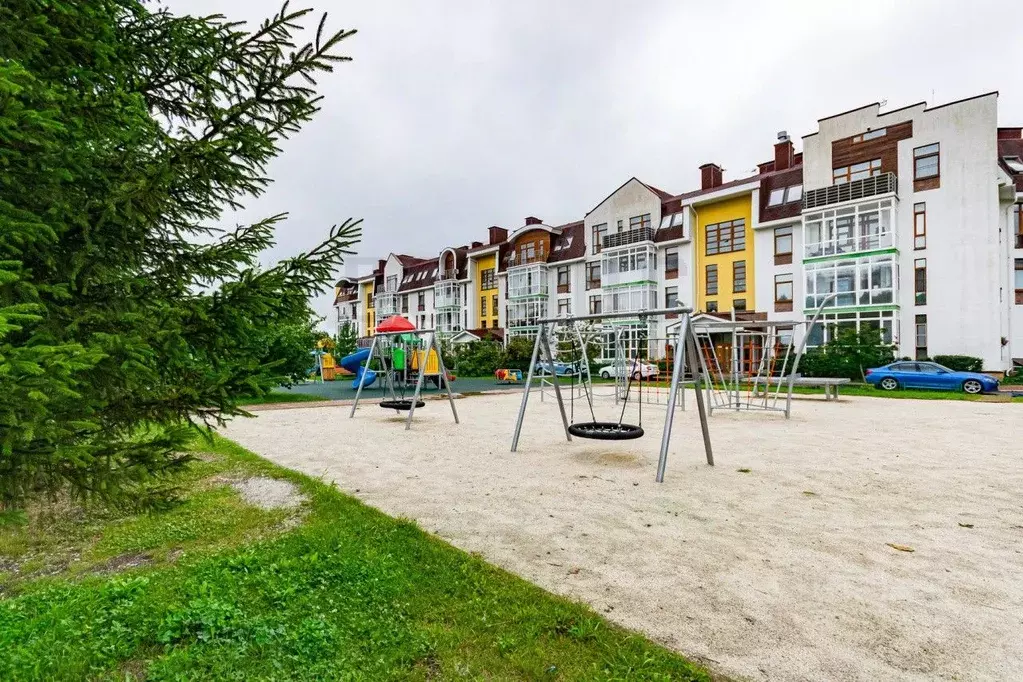 1-к кв. Свердловская область, Екатеринбург Карасьеозерский-2 мкр, ул. ... - Фото 0