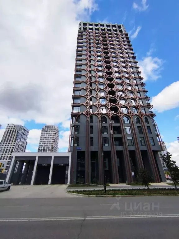 Гараж в Москва 6-й кв-л, Остров жилой комплекс, 12к4с2 (17 м) - Фото 1
