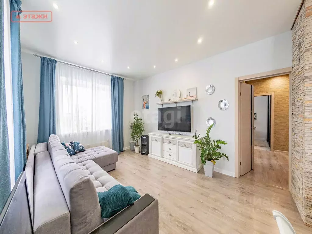3-к кв. Карелия, Петрозаводск Беломорская ул., 18 (86.0 м) - Фото 0