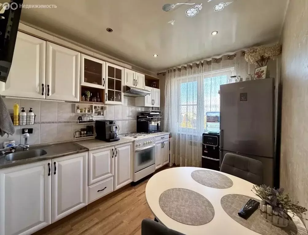 2-комнатная квартира: Киров, проспект Строителей, 46 (64.8 м) - Фото 1