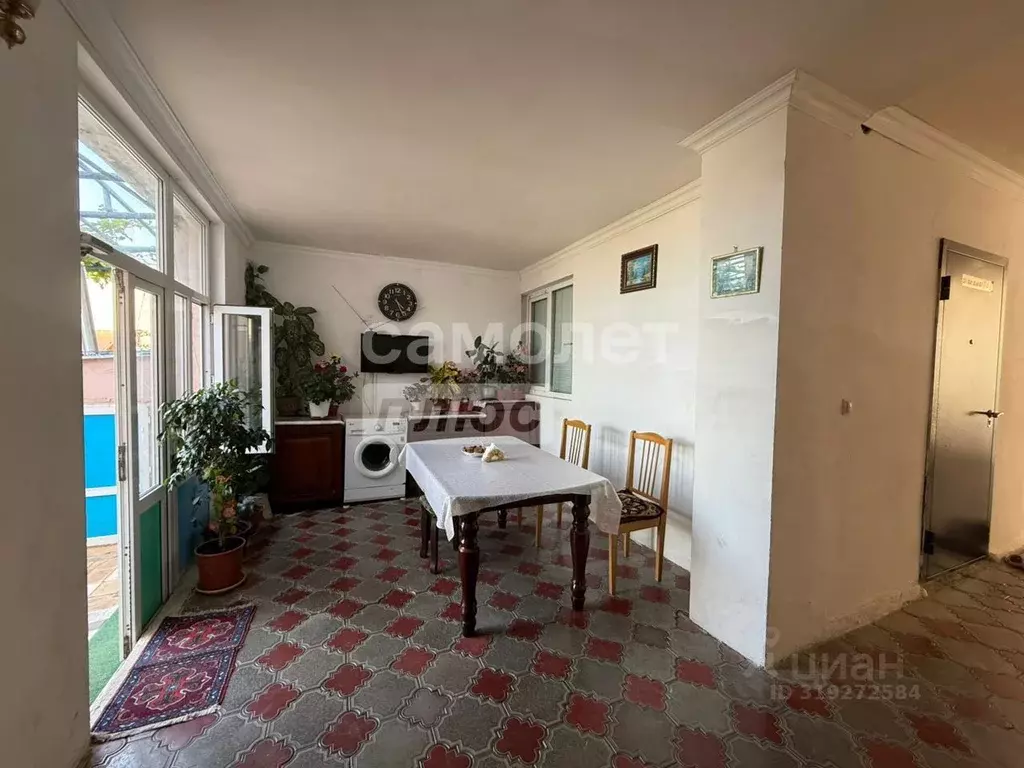 Дом в Дагестан, Махачкала городской округ, Тарки пгт 20 (600 м) - Фото 1