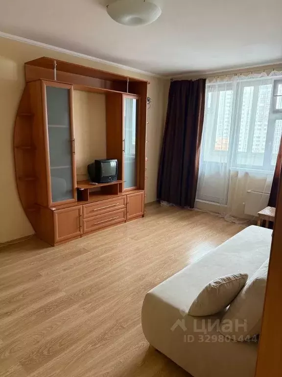 1-к кв. Московская область, Лобня ул. Катюшки, 52 (39.0 м) - Фото 2