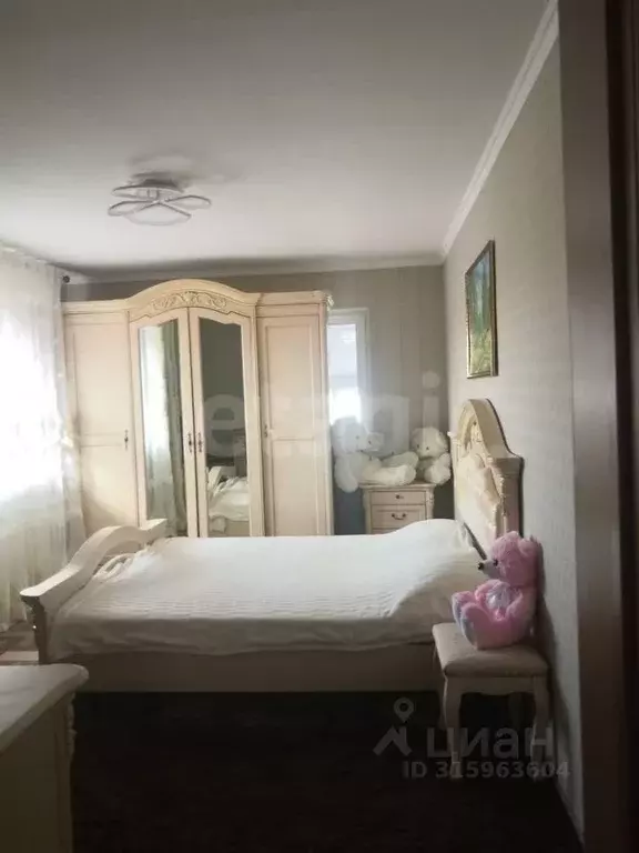 Дом в Калужская область, Калуга Тракторный пер., 5 (250 м) - Фото 1