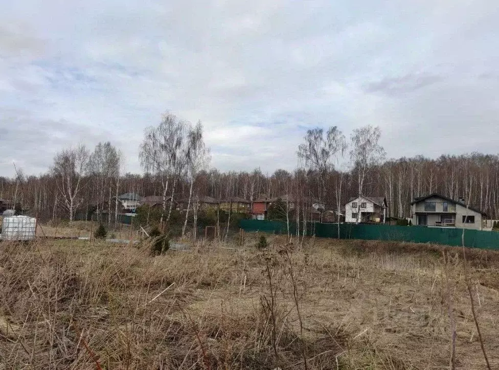 Участок в Московская область, Чехов муниципальный округ, д. Алексеевка ... - Фото 0