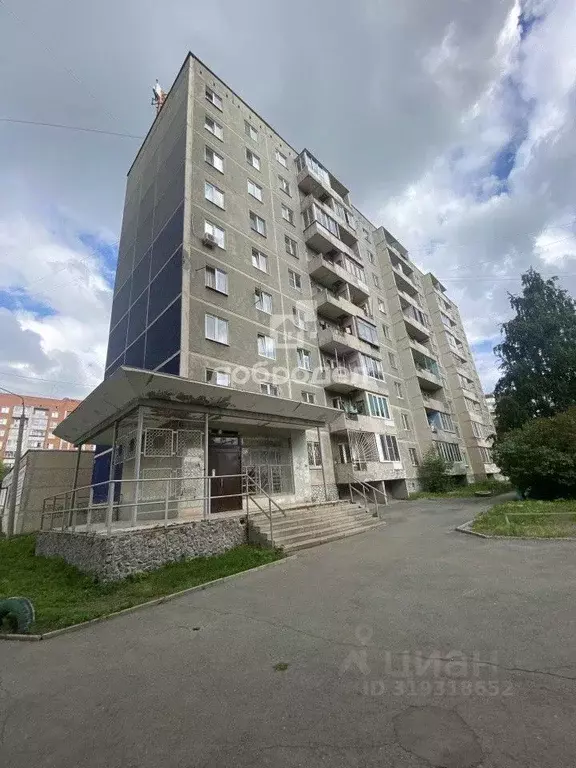 Комната Свердловская область, Екатеринбург ул. Красина, 5 (11.5 м) - Фото 0