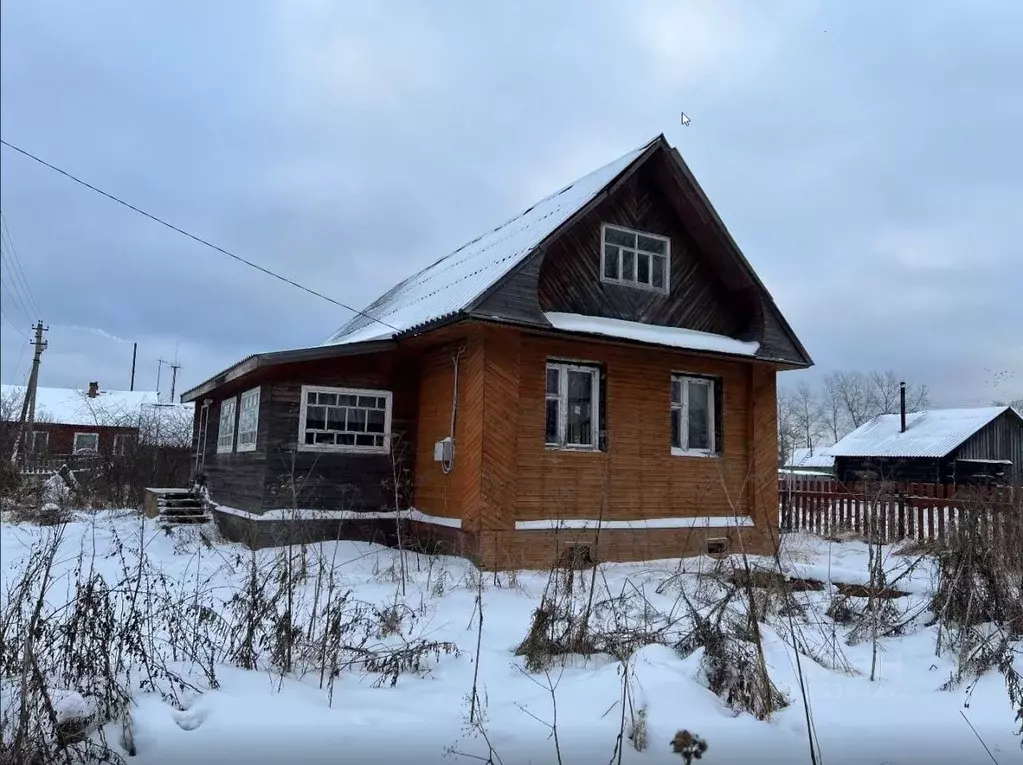 Дом в Вологодская область, Сокольский муниципальный округ, Кадников ... - Фото 0