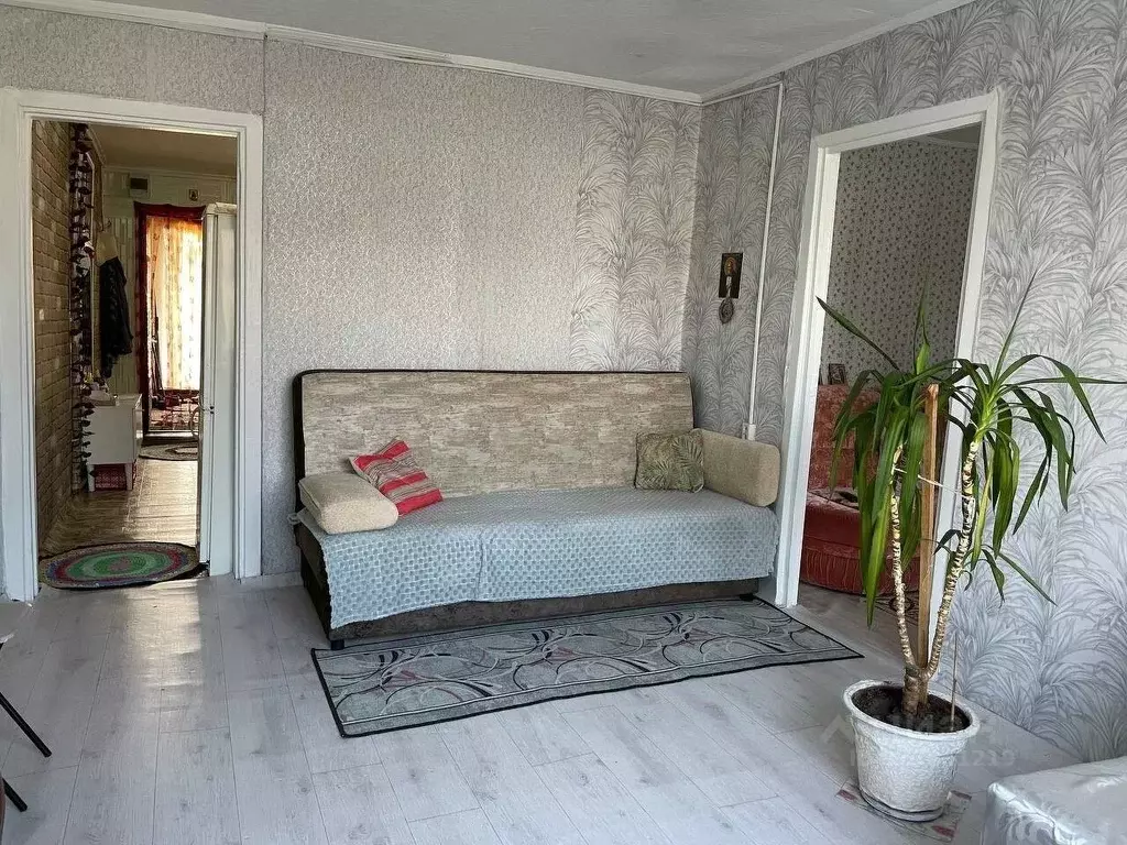 2-к кв. Хакасия, Абакан ул. Баландиной, 33 (39.5 м) - Фото 0