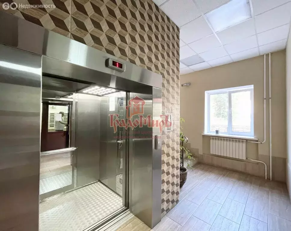 2-комнатная квартира: Александров, Институтская улица, 4 (61.4 м) - Фото 0