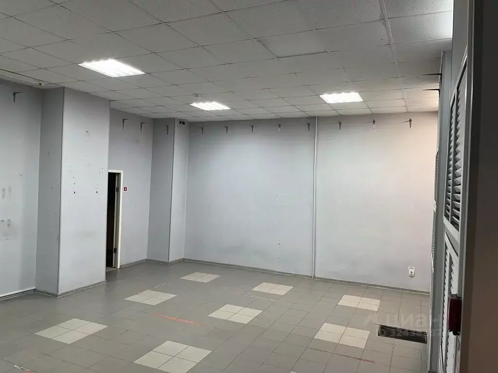 Помещение свободного назначения в Пермский край, Пермь Химградская ... - Фото 1