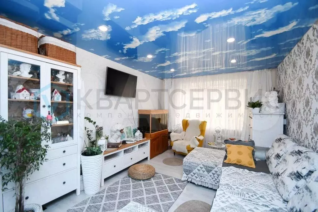 3-к. квартира, 60,7 м, 1/2 эт. - Фото 0