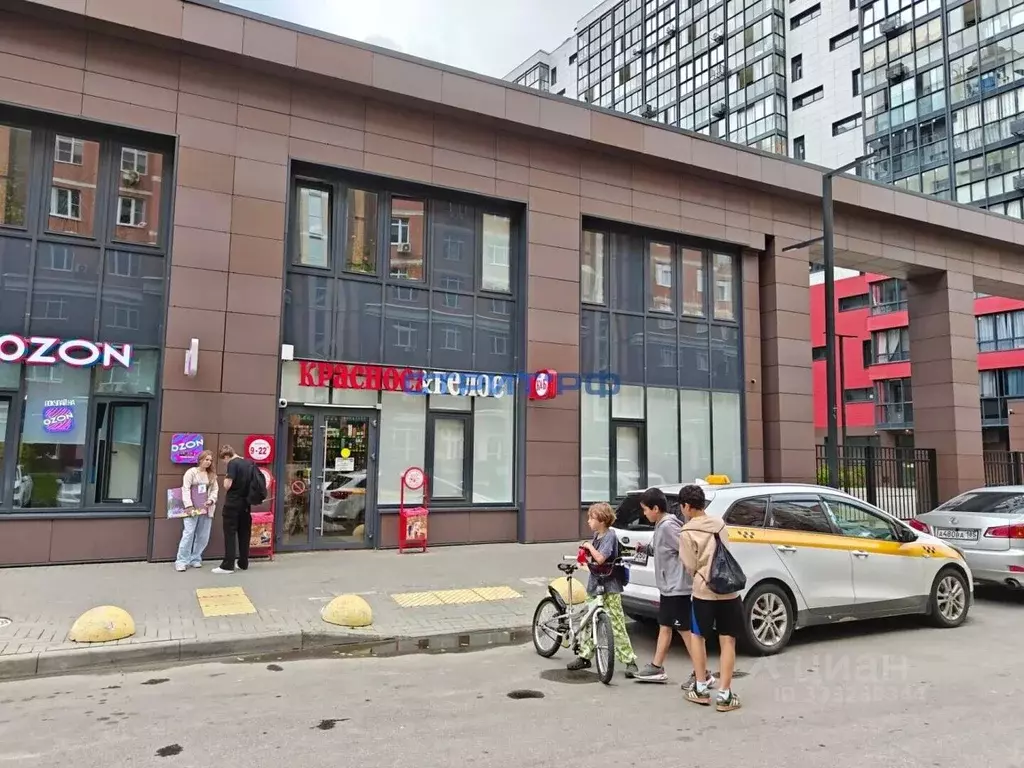 Торговая площадь в Москва пос. Коммунарка, ул. Фитаревская, 6 (93 м) - Фото 2