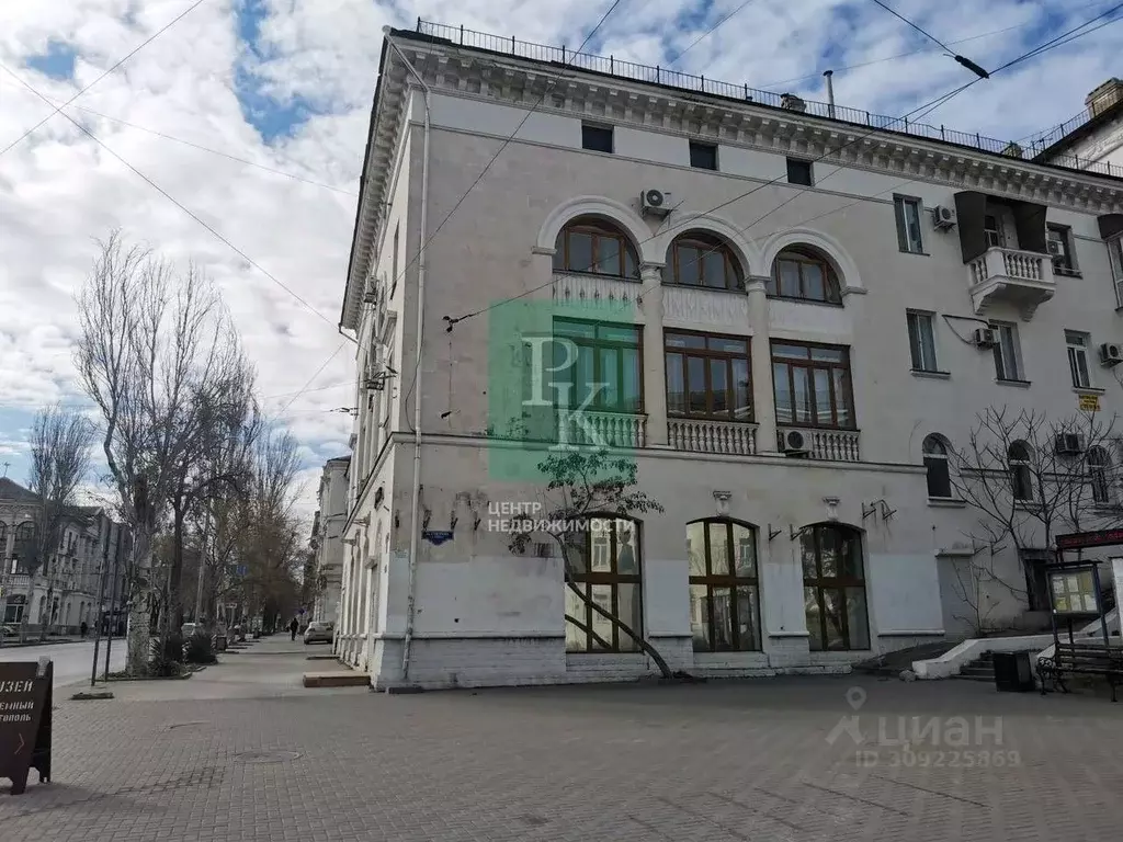 Помещение свободного назначения в Севастополь ул. Ленина, 52 (459 м) - Фото 0