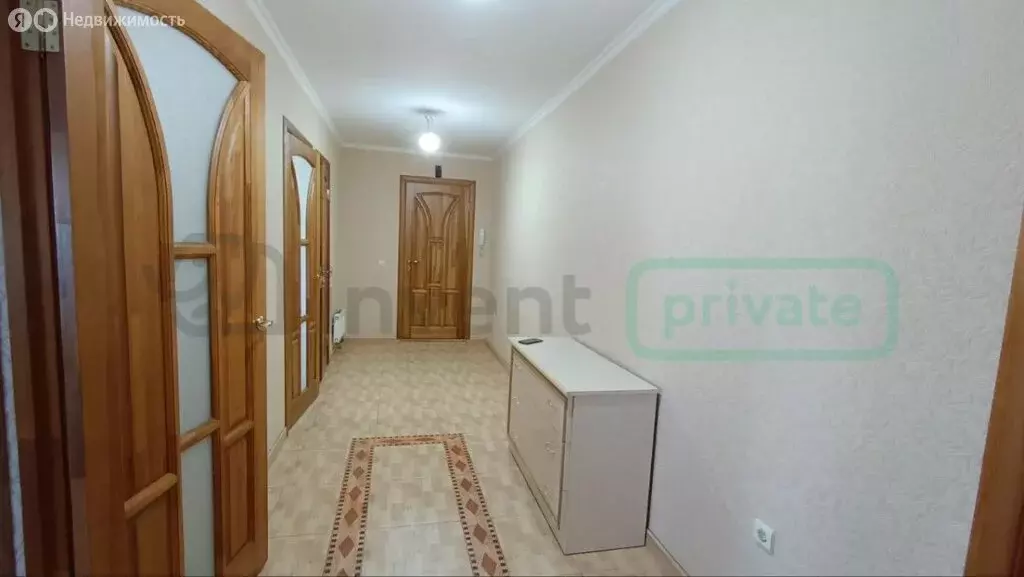 2-комнатная квартира: Калининград, улица Толбухина, 6 (65.81 м) - Фото 1