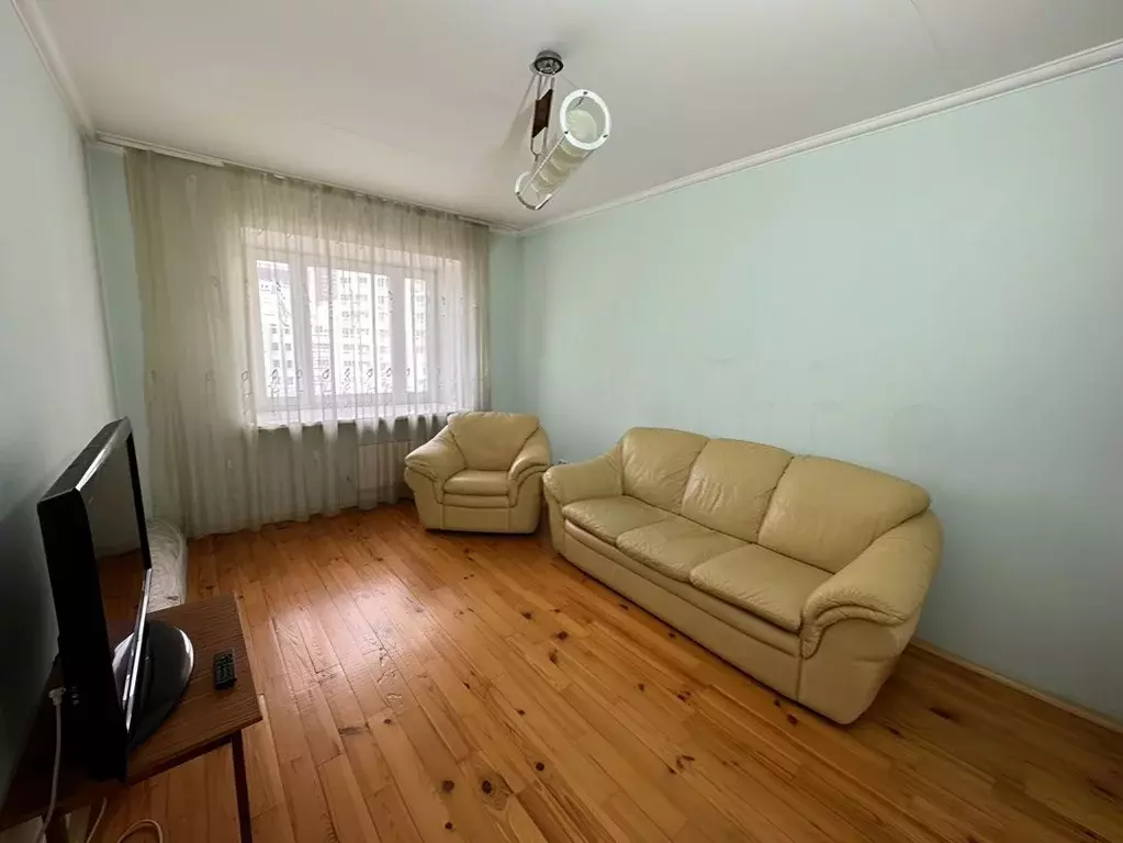 3-к кв. Свердловская область, Екатеринбург ул. Мельникова, 20 (93.0 м) - Фото 1