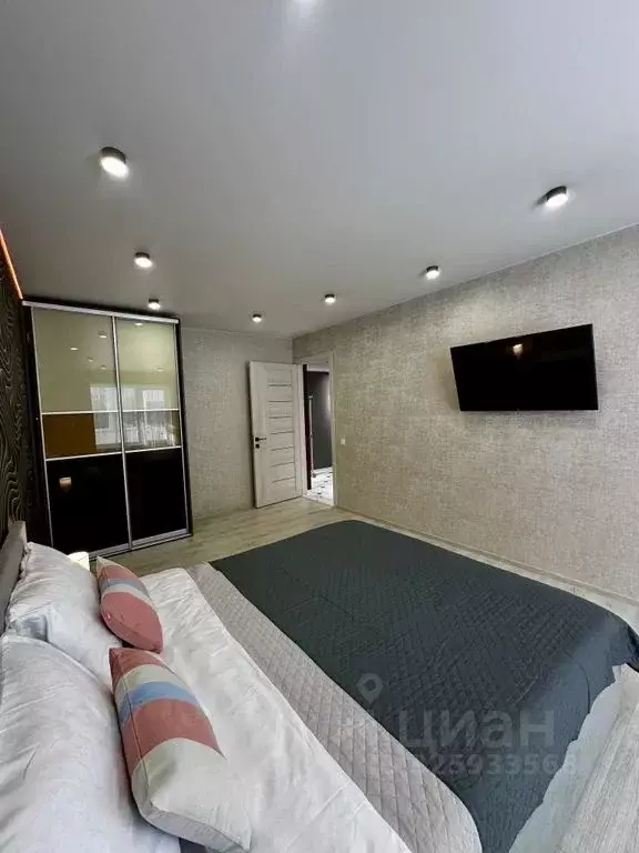 2-к кв. Крым, Симферополь ул. Имени Мате Залки, 27 (50.0 м) - Фото 1