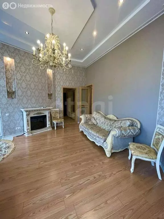 3-комнатная квартира: Ялта, улица Щорса, 30 (75 м) - Фото 0