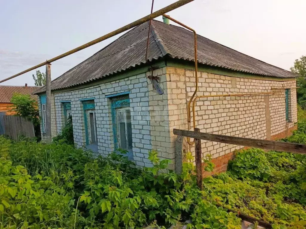Дом в Белгородская область, Валуйский муниципальный округ, с. ... - Фото 0