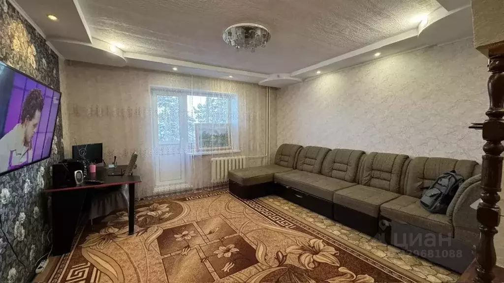 3-к кв. Саха (Якутия), Нерюнгри просп. Геологов, 49 (63.5 м) - Фото 1