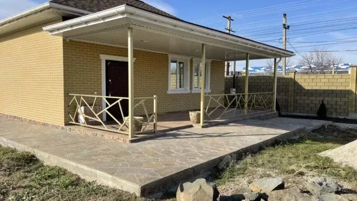 Дом в Крым, Симферополь ул. Буюк-Яшлав (55 м) - Фото 1