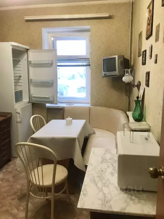 2-к кв. Ямало-Ненецкий АО, Надым Заводская ул., 4 (57.4 м) - Фото 2