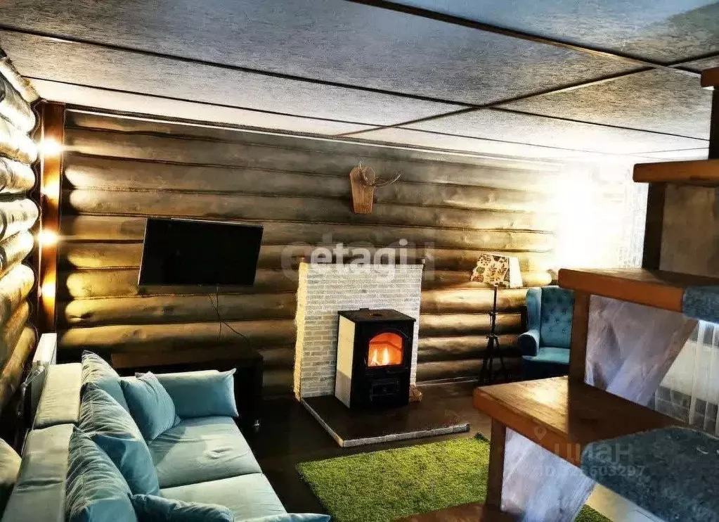 Дом в Ленинградская область, Тосненский район, Форносовское городское ... - Фото 1