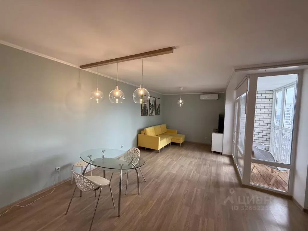 3-к кв. Свердловская область, Екатеринбург ул. Дорожная, 18 (75.8 м) - Фото 2