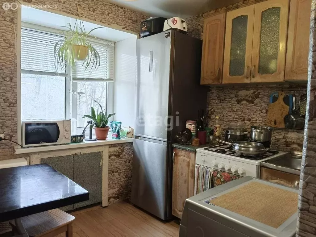 2-комнатная квартира: Тюмень, улица Калинина, 9 (42.4 м) - Фото 1
