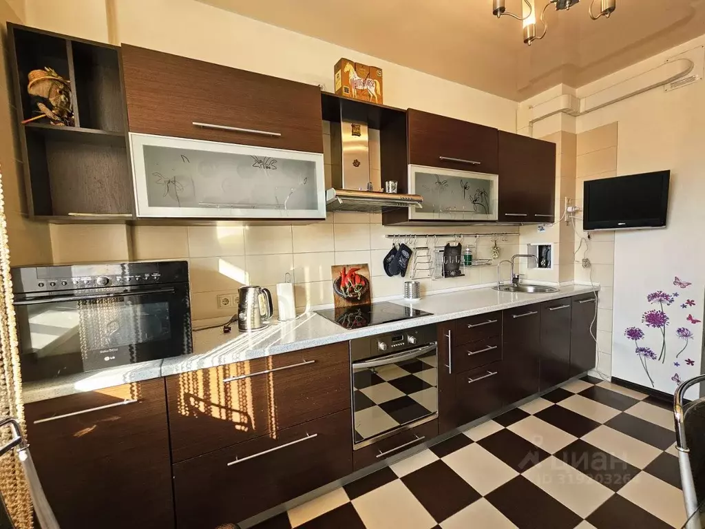 2-к кв. Свердловская область, Екатеринбург ул. Волгоградская, 224 ... - Фото 0
