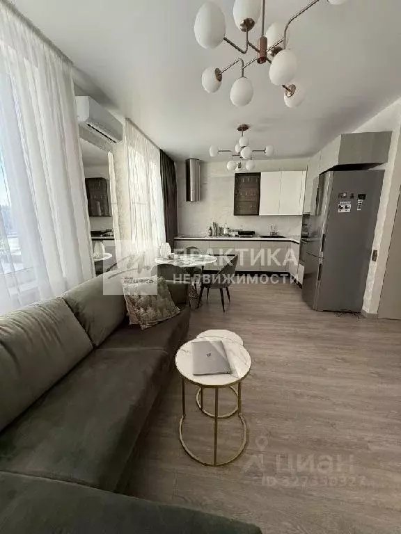 Продается 3-комнатная квартира - Фото 1