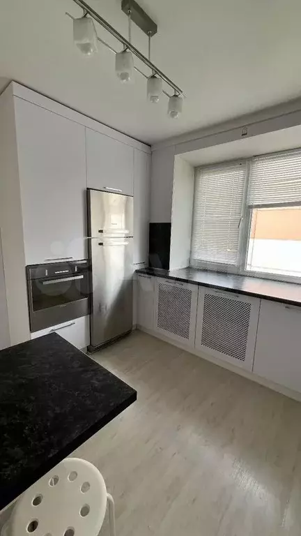 2-к. квартира, 60 м, 5/9 эт. - Фото 1