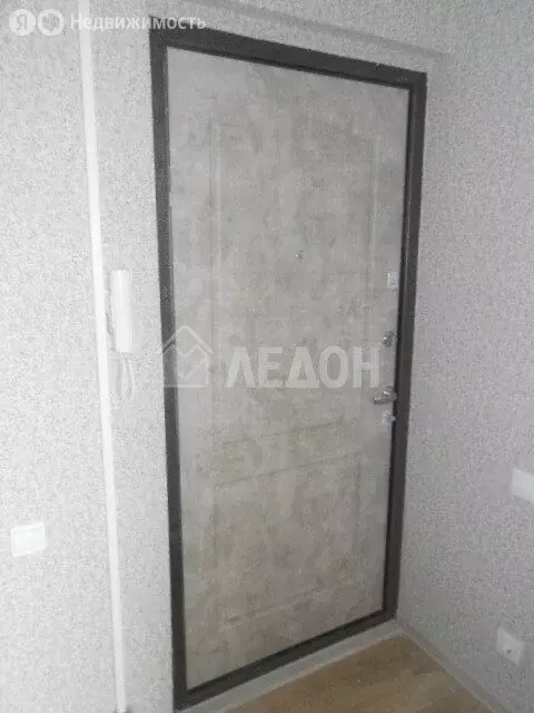 3-комнатная квартира: Омск, 6-й Амурский проезд, 16 (76.6 м) - Фото 2