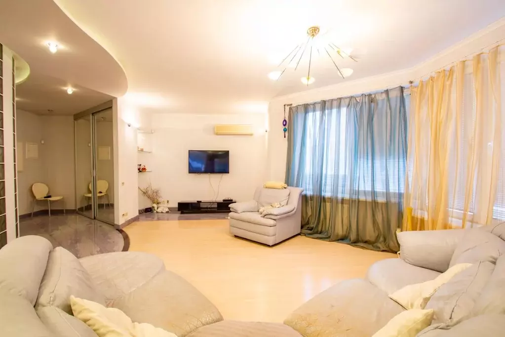 3-к кв. Ростовская область, Ростов-на-Дону Пушкинская ул., 72А (140.0 ... - Фото 2