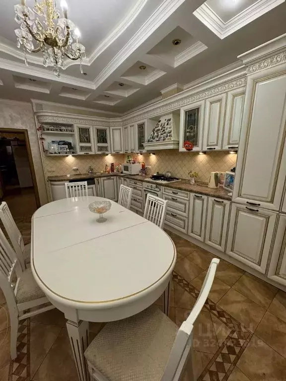 3-к кв. Курская область, Курск ул. Горького, 70 (112.0 м) - Фото 1