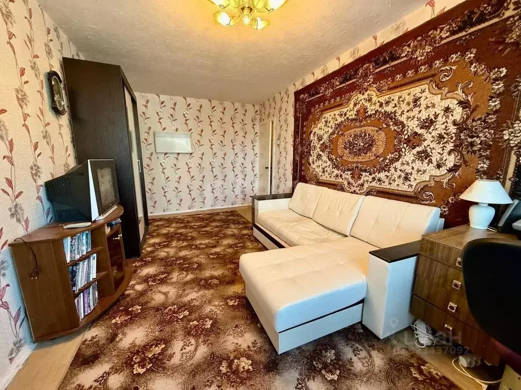 3-к кв. Псковская область, Порхов ул. Пушкина, 17А (66.7 м) - Фото 2