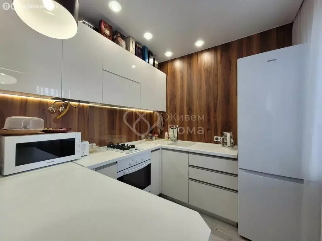 2-комнатная квартира: Волгоград, проспект имени В.И. Ленина, 35 (43 м) - Фото 0