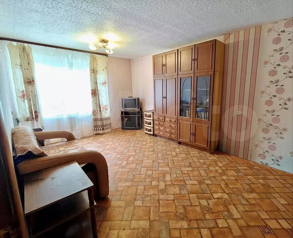 1-к. квартира, 32 м, 4/9 эт. - Фото 0