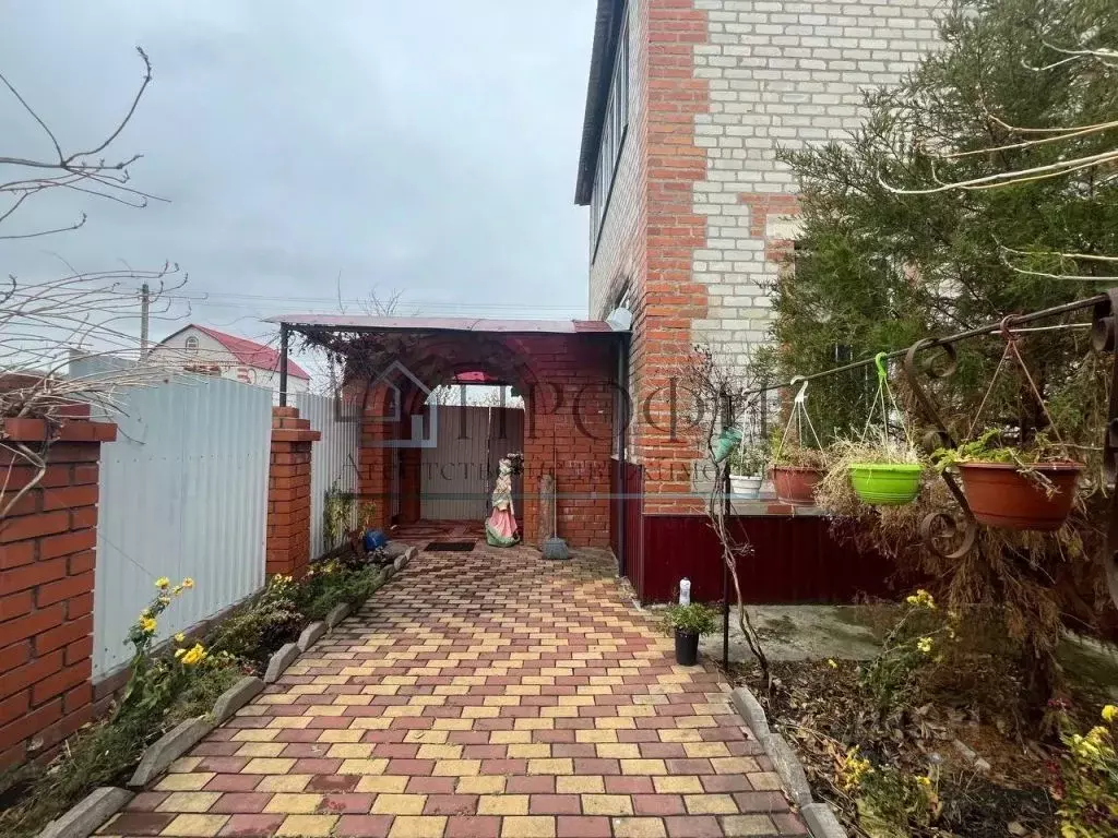 Дом в Белгородская область, Поселок Чернянка городское поселение, ... - Фото 1