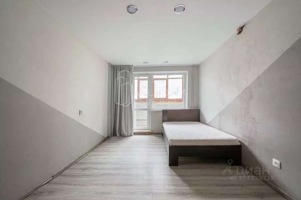 2-к кв. Свердловская область, Екатеринбург ул. Прониной, 121 (50.0 м) - Фото 1