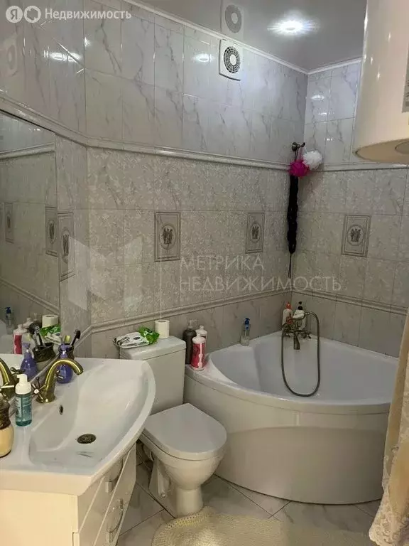 2-комнатная квартира: Тюмень, Солнечный проезд, 3 (96 м) - Фото 1