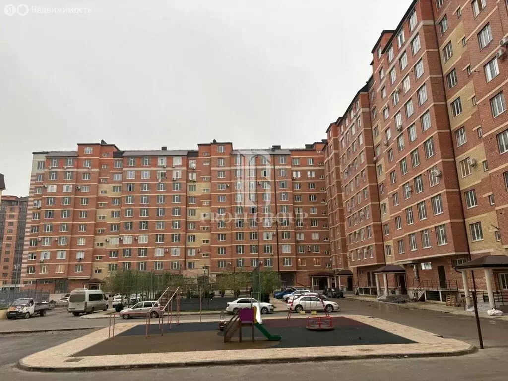 3-комнатная квартира: Каспийск, улица Ленина, 88 (115 м) - Фото 0