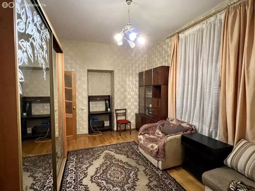 2к в 6-комнатной квартире (18 м) - Фото 1